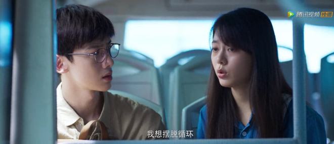 精品久久久久久亚洲国产18海报