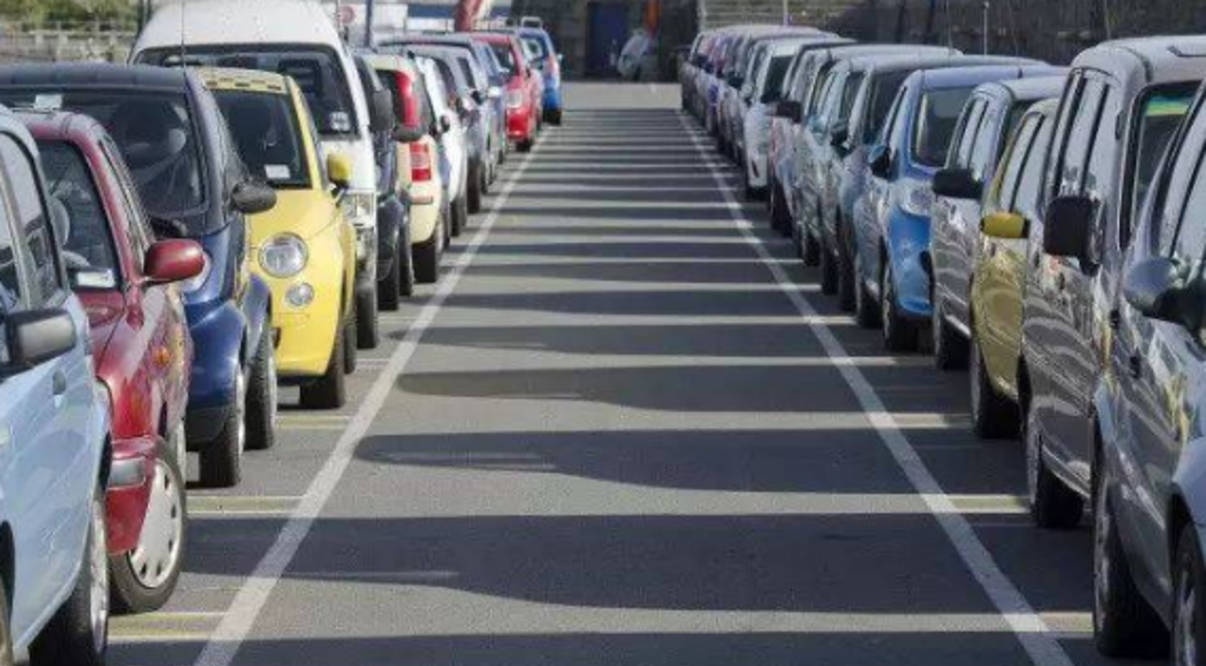 99久久精品费精品国产 “久久”所代表的费精海报