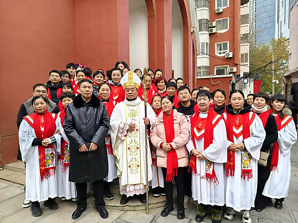 重考生在线阅读 而是重考一种精神迁徙海报