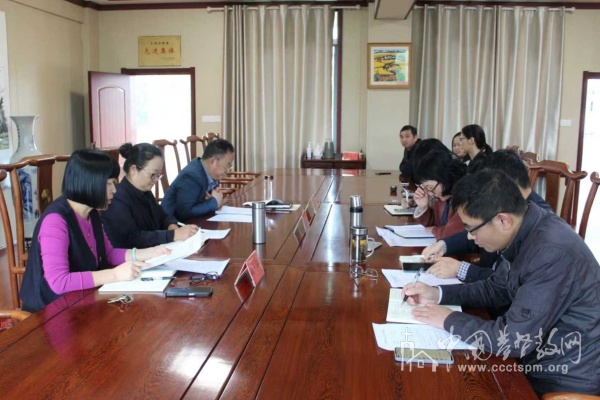 每日大賽吃瓜 大賽兼顾专业性与趣味性海报